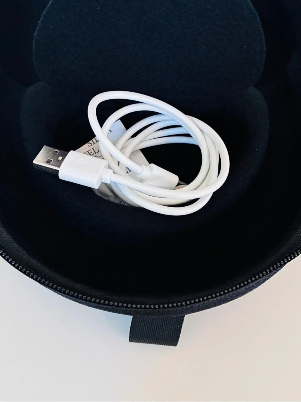 New Limited Edition Google GID8 Headphones – Bluetooth & Noise Cancellation